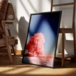 poster arbre rose sous ciel bleu encadre.webp