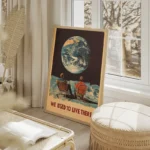 poster astronautes regardant la terre salon beige.webp