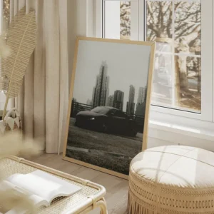 poster audi r8 noire salon beige.webp