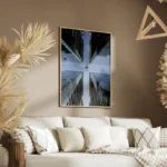 poster avion moderne sur fond urbain salon.webp