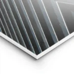 poster batiment en beton noir et blanc lightpanel.webp