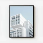 poster batiment moderne blanc avec cadre.webp