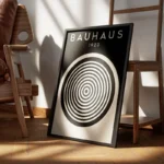 poster bauhaus 1923 noir et blanc encadre.webp