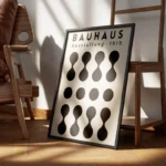 poster bauhaus gouttes noires encadre.webp