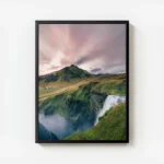 poster cascade verdoyante avec cadre.webp