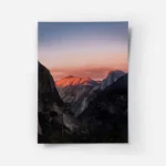 poster coucher de soleil sur une montagne.webp