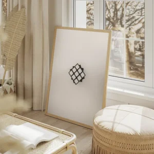 poster cube rubik noir et blanc salon beige.webp