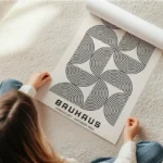 poster design bauhaus abstrait en rouleau.webp