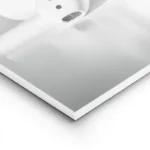 poster ecouteurs blancs minimalistes lightpanel.webp