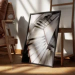 poster escaliers gris metal encadre.webp