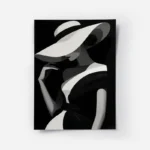 poster femme chapeau noir et blanc.webp
