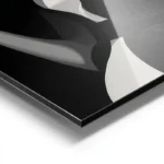 poster femme chapeau noir et blanc aluminium.webp