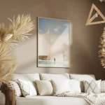 poster femme elegante devant batiment blanc salon.webp