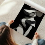 poster femme elegante en rouleau.webp