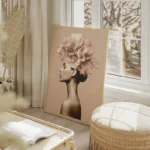 poster femme elegante minimaliste fleurs salon beige.webp