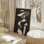 poster femme elegante salon beige.webp