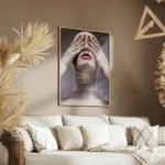 poster femme masquee emotivement salon.webp