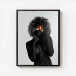 poster femme peinture orange avec cadre.webp