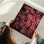 poster fleurs roses en rouleau.webp