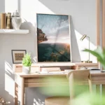 poster homme montagne coucher de soleil bureau.webp