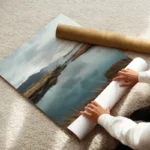 poster lac avec montagnes et nuages enroule.webp