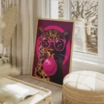 poster leopard lunettes roses salon beige.webp