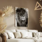 poster lion noir et blanc salon.webp