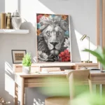 poster lion noir et blanc yeux bleus fleurs bureau.webp