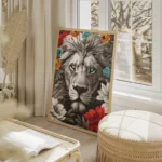 poster lion noir et blanc yeux bleus fleurs salon beige.webp