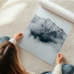 poster montagne en brume en rouleau.webp