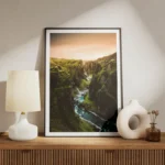 poster montagne et cours d eau meuble.webp