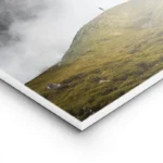 poster montagne grise en brume lightpanel.webp