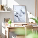 poster montagnes enveloppees de brume bureau.webp