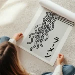poster nouilles ramen en rouleau.webp