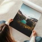 poster paysage alpin avec lac turquoise en rouleau.webp