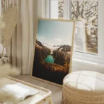 poster paysage alpin avec lac turquoise salon beige.webp