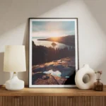 poster paysage de montagne et lac au coucher de soleil meuble.webp