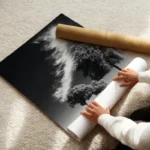 poster paysage minimaliste noir et blanc enroule.webp