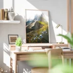 poster paysage montagneux fleuri bureau.webp