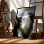 poster paysage riviere entre montagnes encadre.webp