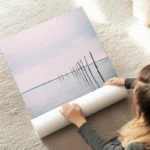 poster piliers dans l eau au sol.webp