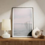 poster piliers dans l eau meuble.webp