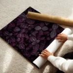 poster plante a feuilles violettes enroule.webp