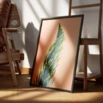 poster plante verte sur fond rose encadre.webp