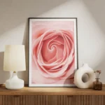 poster rose delicate meuble.webp