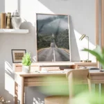 poster route entre arbres bureau.webp