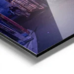 poster rue nocturne illuminee aluminium.webp