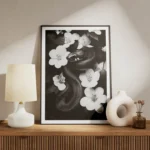 poster serpent noir et fleurs meuble.webp