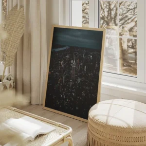 poster skyline de nuit salon beige.webp
