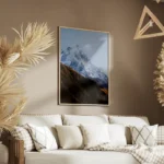 poster sommet de montagne enneige salon.webp